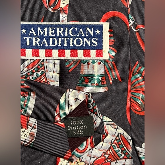 100% Italian Silk Mens Santa Christmas Ornaments Neck Tie - Picture 6 of 9